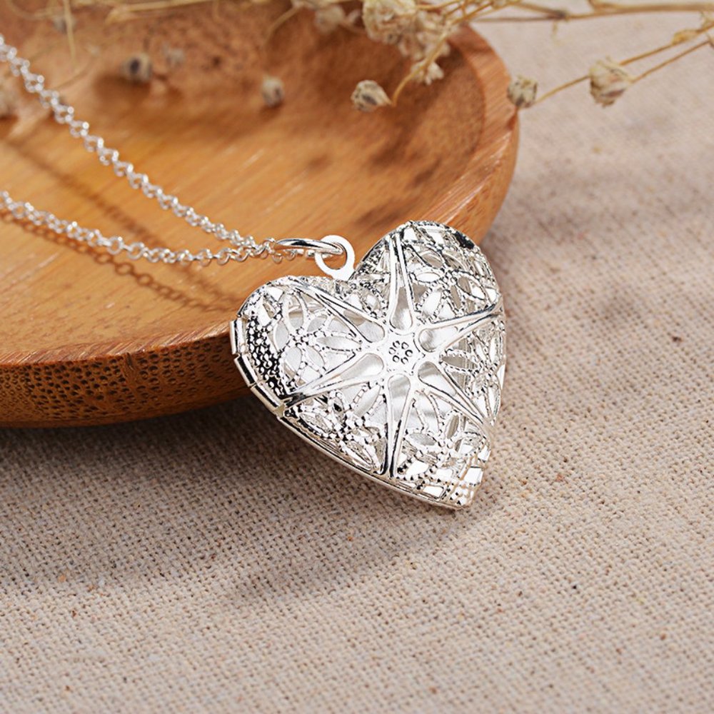 NEW 925 Sterling Silver Heart Pendant Necklace - Picture 4 of 7